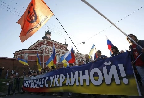 Moscú: demostración antiguerra en Ucrania 
