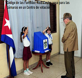 Reúl Castro en un centro de votación