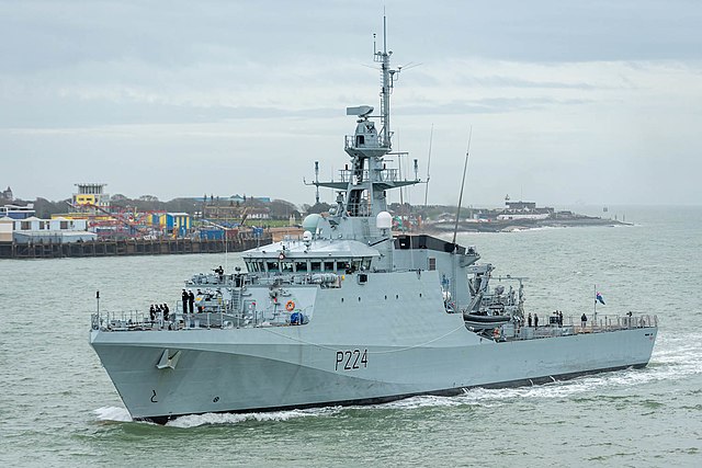 HMS Trent P224 entered Portsmouth. File_license_OGL 20 1.0.